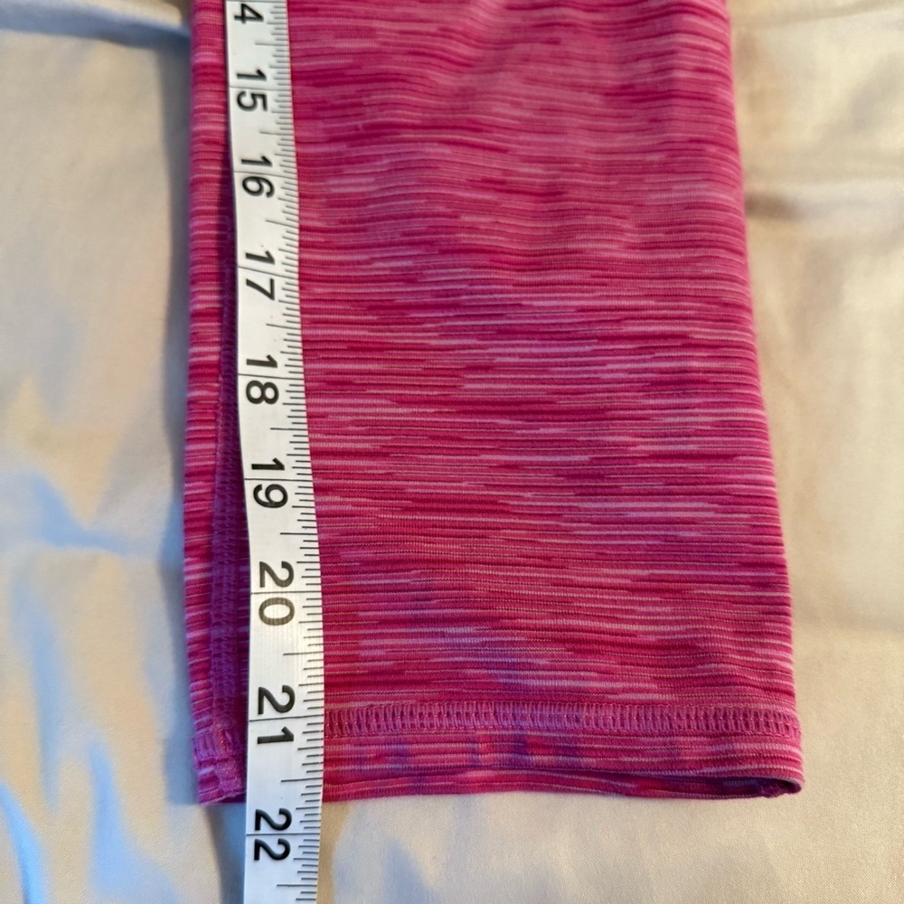 Athleta Women Size S Tall Energy Chaturanga Legging Cropped Capri Pink Space Dye - Picture 9 of 9
